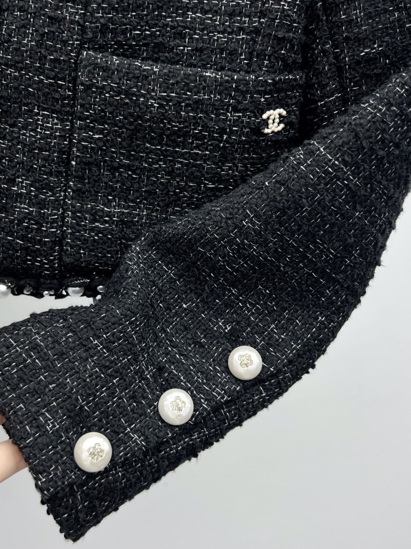 Ch**el outwear